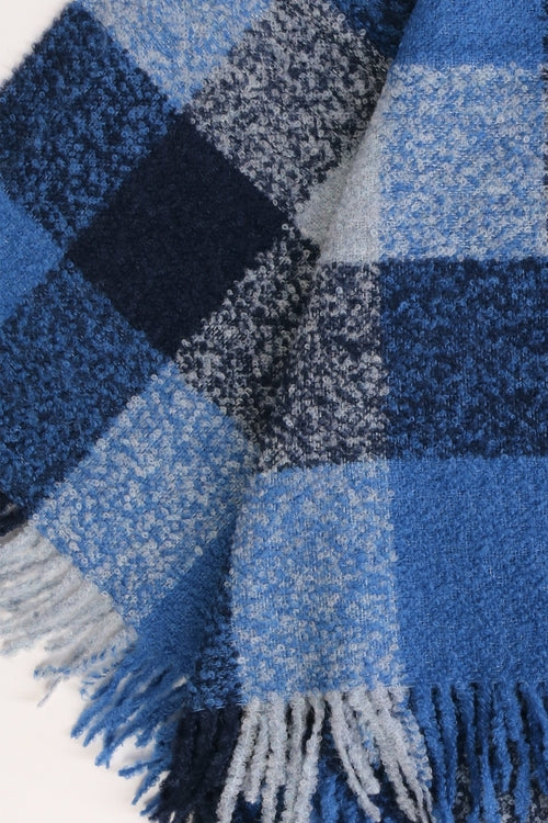 Alpaca wool blue grey checkered plaid